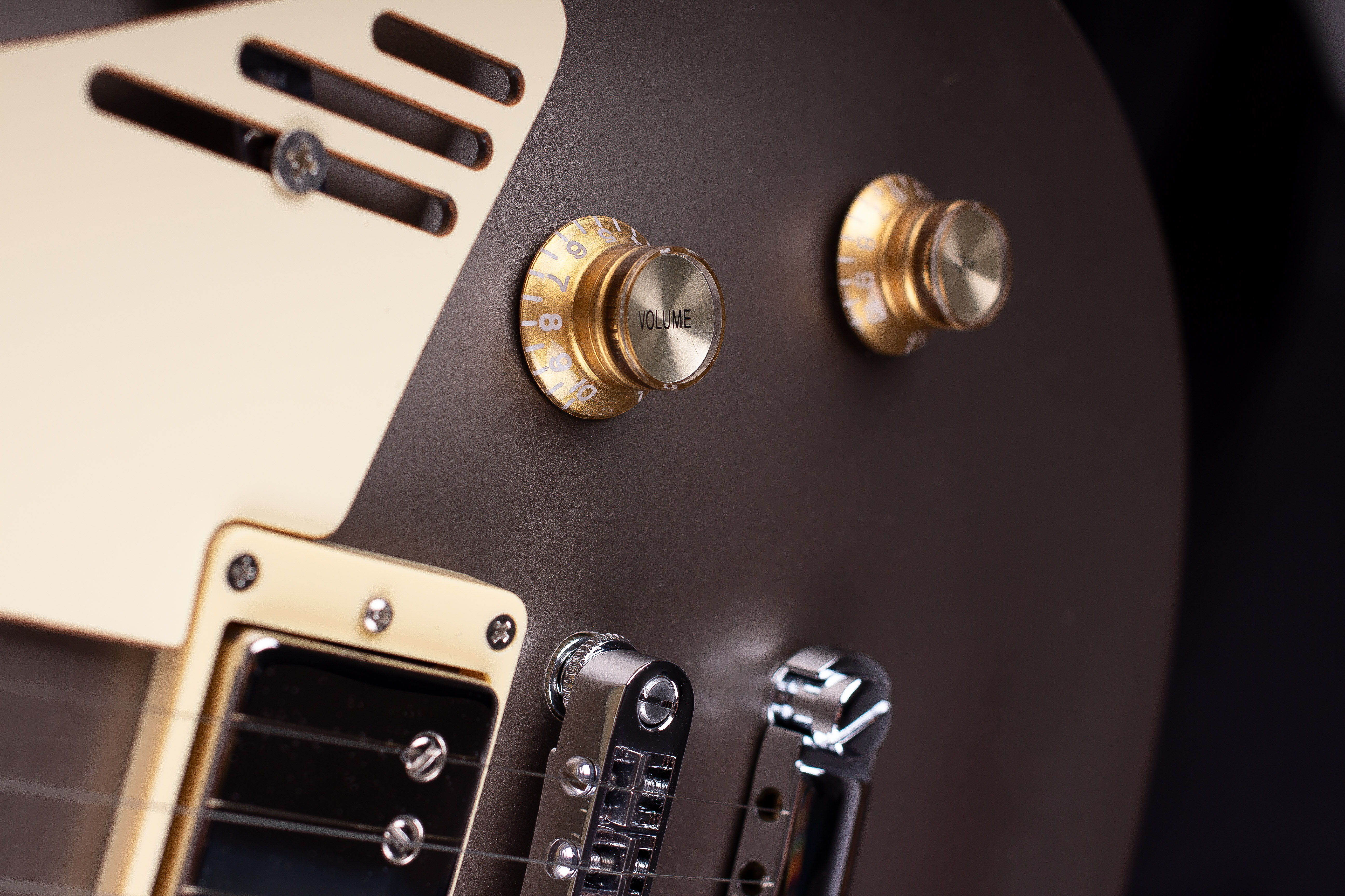 Magneto U-One Velvet Deluxe Sunset Gold Silk with Gig Bag - Image 5