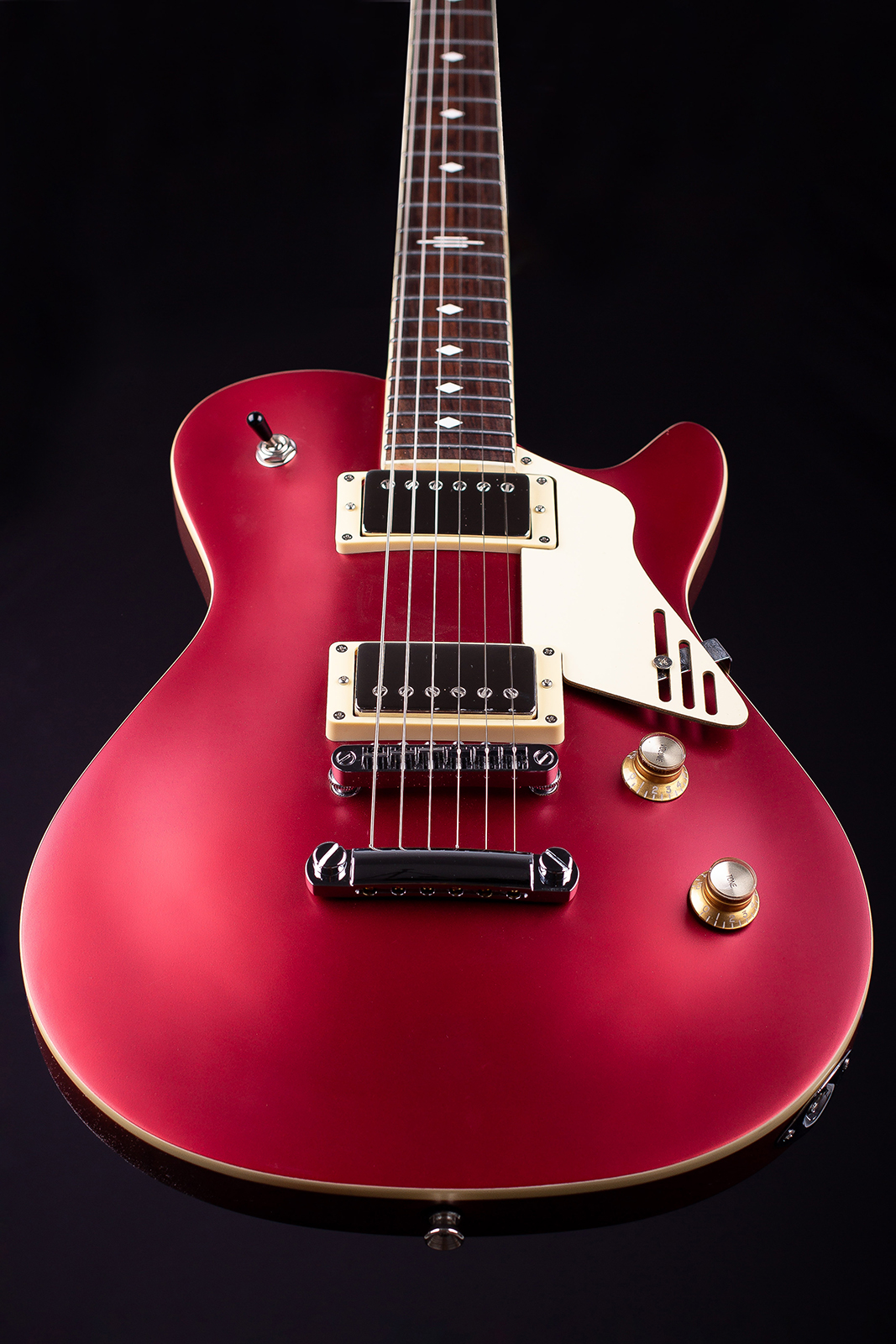 Magneto U-One Velvet Deluxe Candy Red Silk with Gig Bag - Image 8