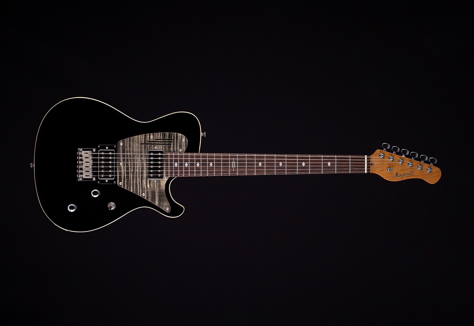 Magneto U-One U-Wave Deluxe Black with Gig Bag - Image 3