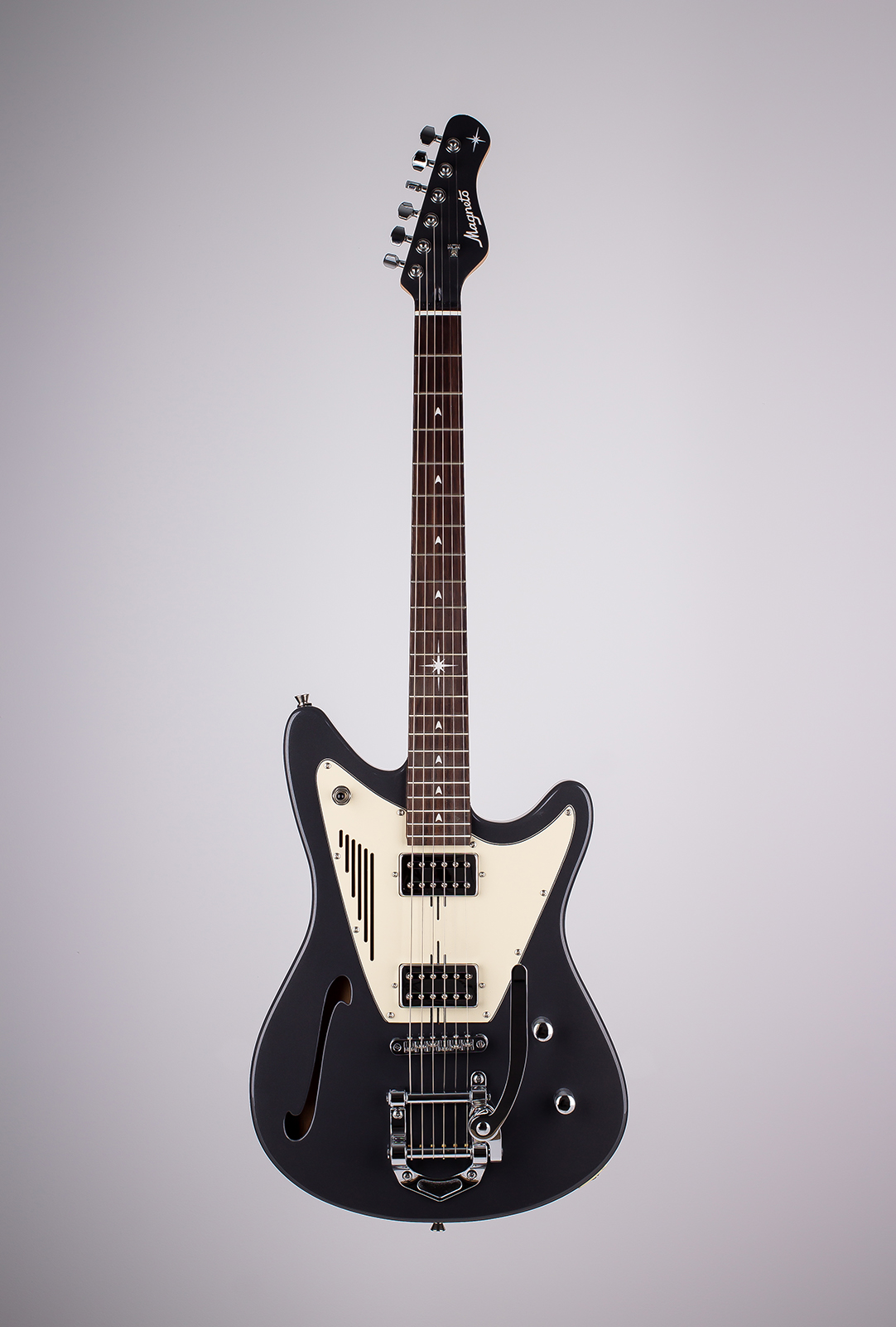 Magneto U-One Starlux Midnight Silver with Gig Bag