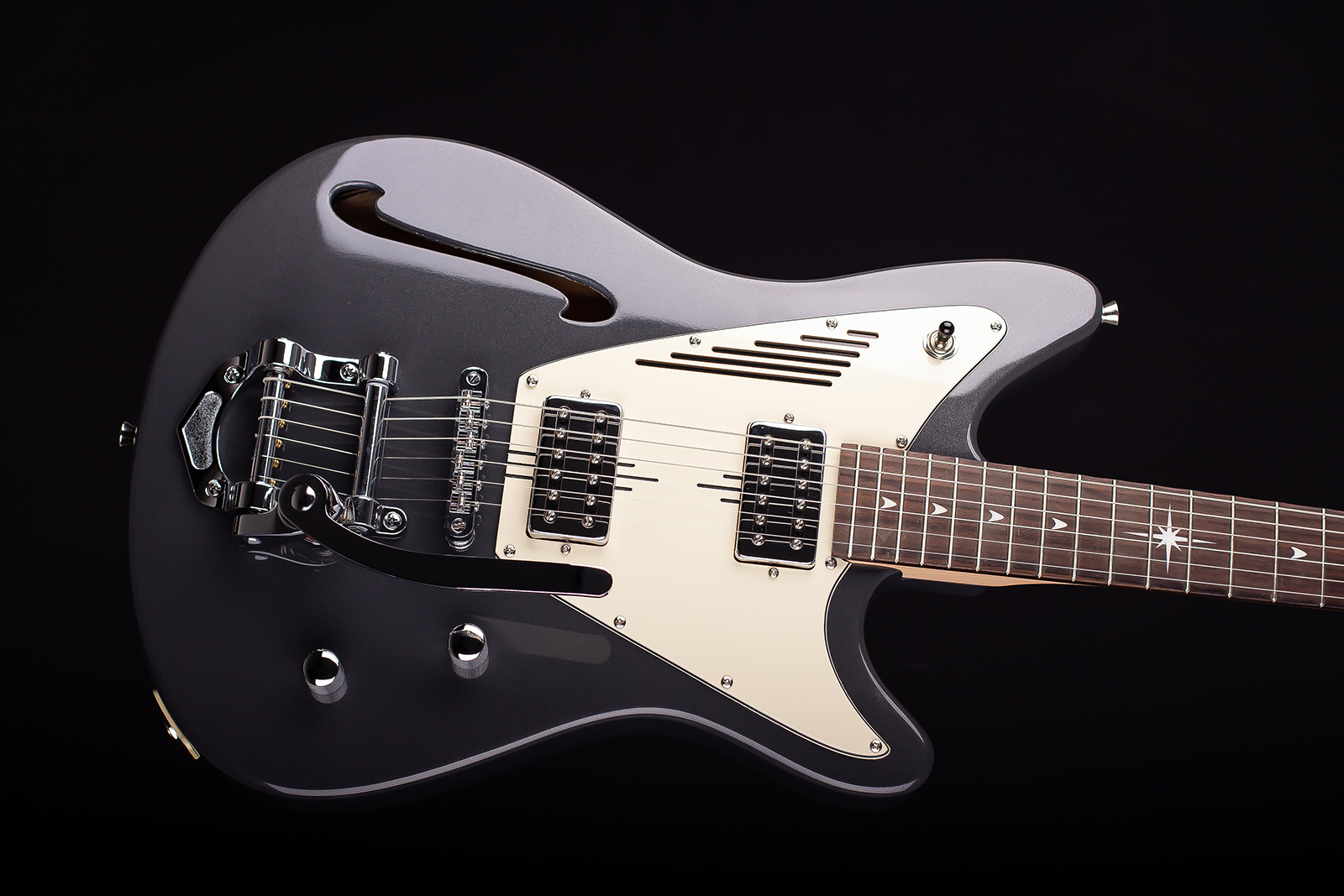 Magneto U-One Starlux Midnight Silver with Gig Bag - Image 4