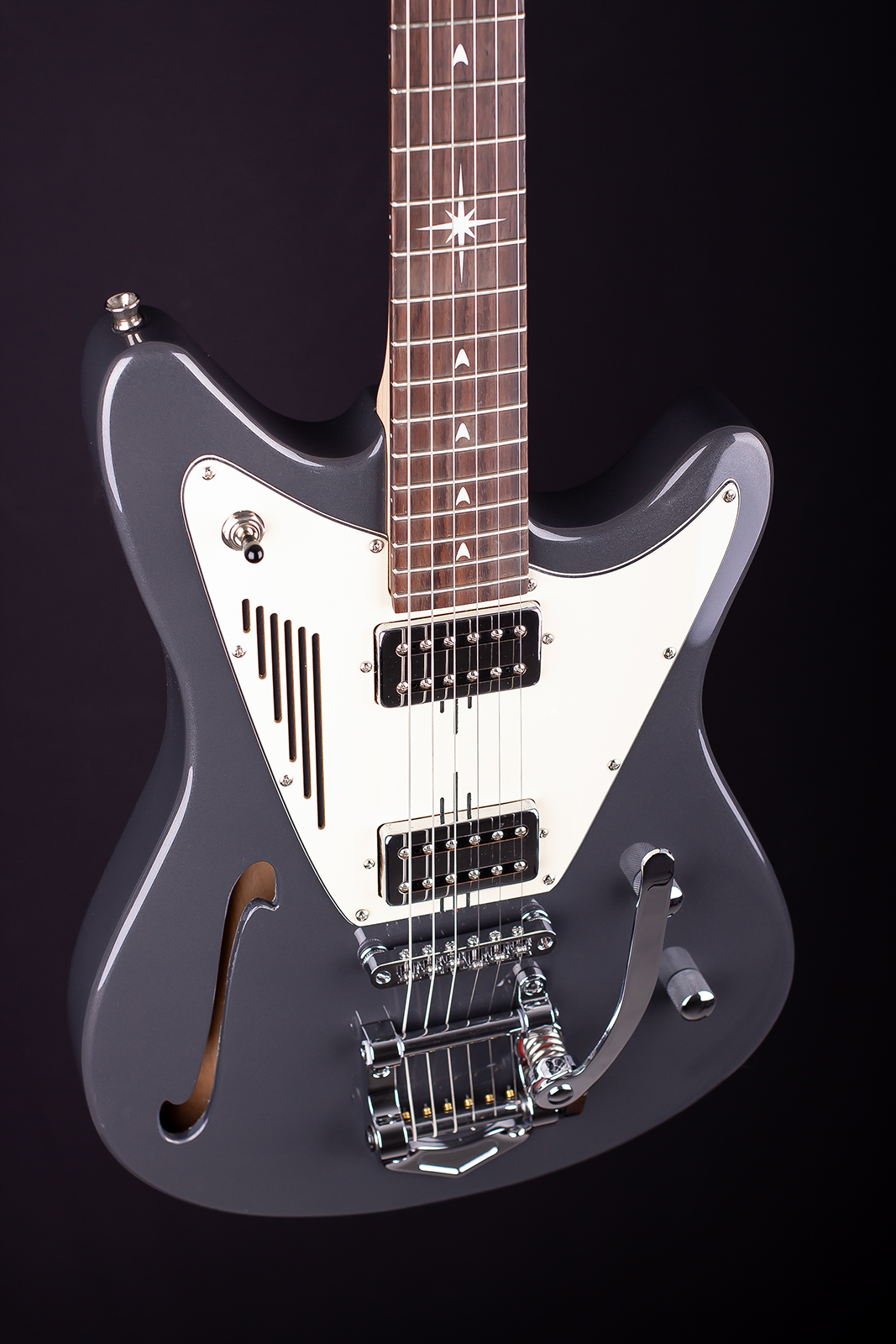 Magneto U-One Starlux Midnight Silver with Gig Bag - Image 5